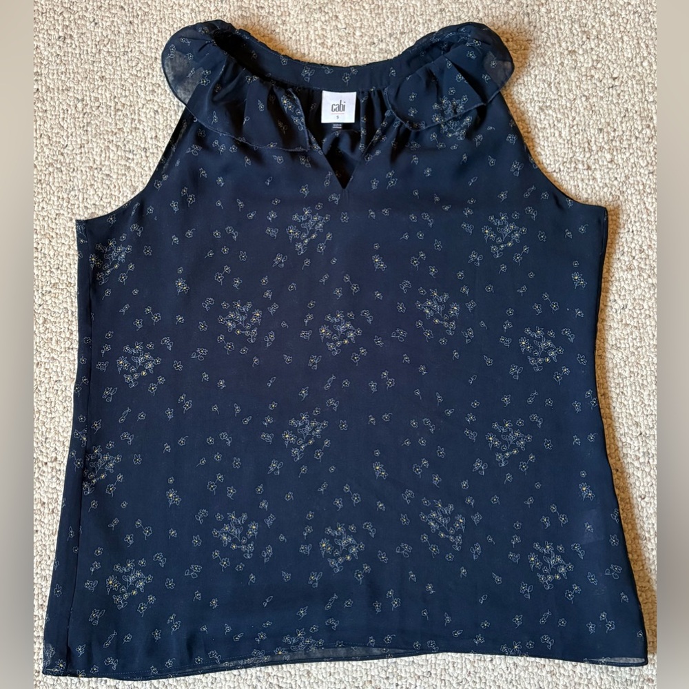 CAbi Ever Top M3984 Navy Floral Sleeveless Halter-Style Top w Ruffled Neckline - Picture 10 of 12